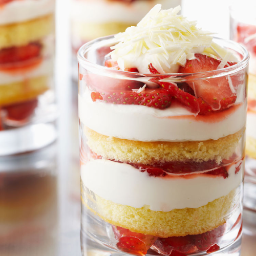 Trifle de Poundcake de Vainilla con Frutas y Crema de Vainilla