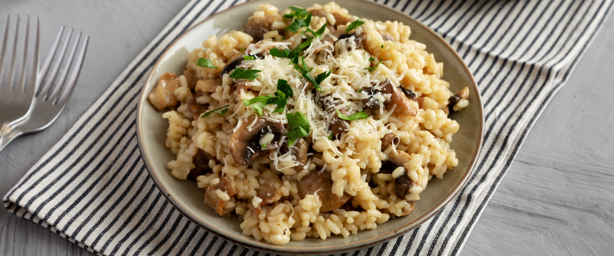 Risotto de Setas con Mantequilla y Queso Parmesano Rallado